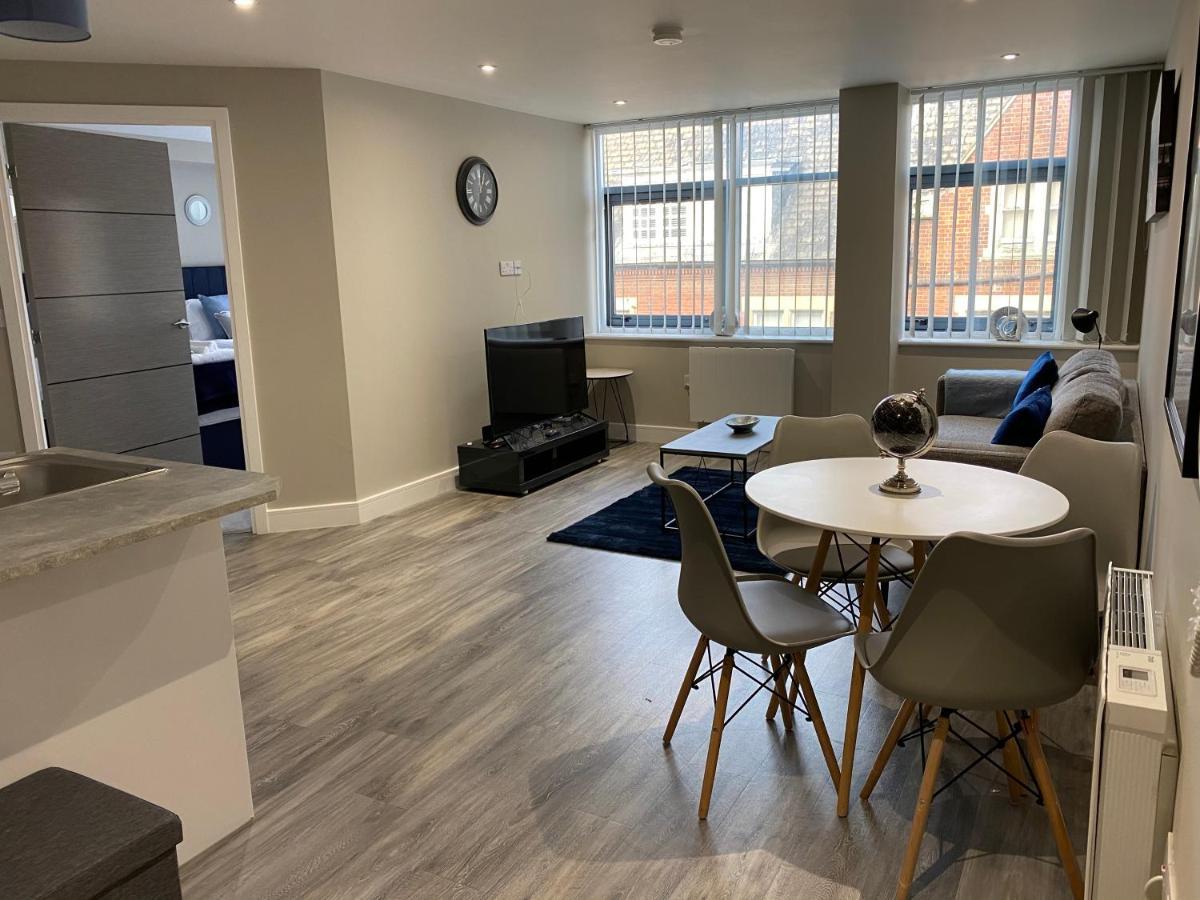Marie'S Serviced Apartment 1 Bed Citystay, Parking Bedford Esterno foto